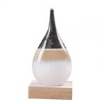 Pépite de lave en verre, décor scientifique élégant avec base en bois, idéale pour la décoration de bureau ou d'intérieur, apportant une touche d'originalité et de science.
