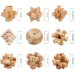 Puzzle en bois géométrique pour décoration et jeu éducatif.