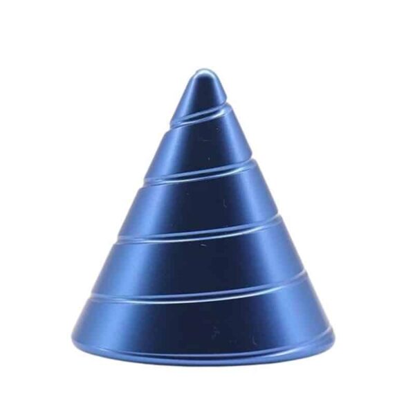 Pyramide en métal bleu, objet décoratif inspiré de la science, idéal pour une décoration moderne ou un espace éducatif.