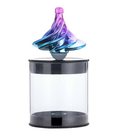 Pendentif en verre coloré avec design tourbillonnant, posé sur un support transparent, idéal pour la décoration scientifique ou comme objet de collection unique.