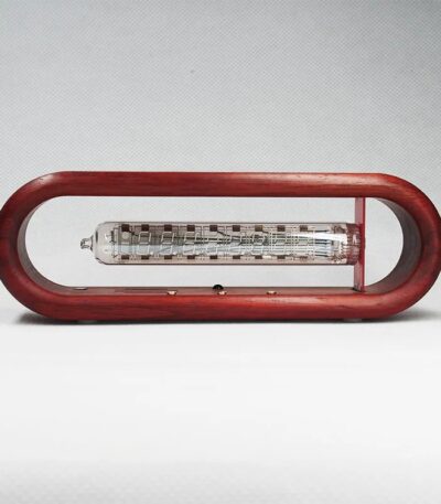Balancier de pendule scientifique avec tube de Rutherford.