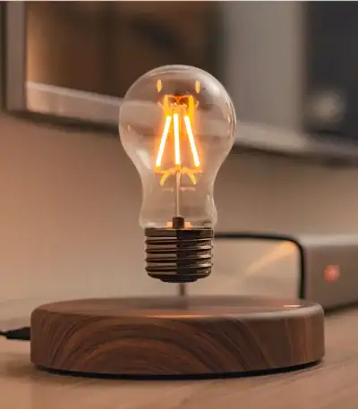 Ampoule LED vintage avec filament visible, éclairage chaud, design rétro, décoration de style industriel, idéale pour un intérieur moderne ou vintage.