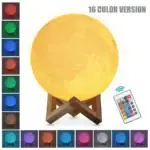Lampe lunaire LED avec télécommande pour changer de couleur, idéale pour décoration d'ambiance ou chambre d'enfant.