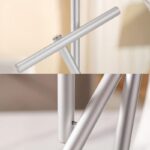 Pied de lampe scientifique en aluminium, design minimaliste et moderne, idéal pour un bureau ou un espace de travail scientifique. Facile à assembler et durable.