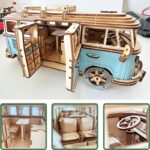 Balade en van miniature en bois, parfait pour décoration ou collection scientifique, avec détails réalistes et finition soignée.