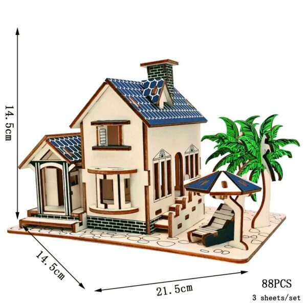 Miniature maison en bois avec mobilier extérieur, comprenant une terrasse, un parasol, et des palmiers pour décoration ou apprentissage.
