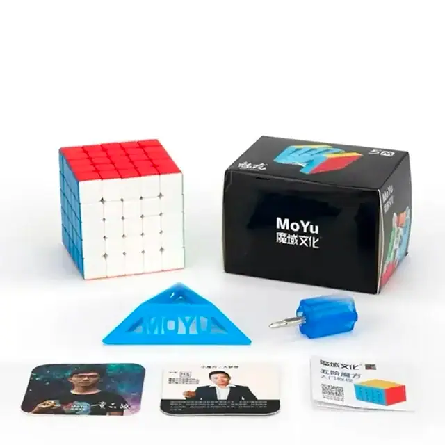 Accessoire de puzzle Rubik's Cube 3x3 avec boîte et outils.