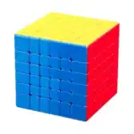 Cube de Rubik 5x5 coloré, parfait pour les amateurs de puzzles et de décoration scientifique originale.