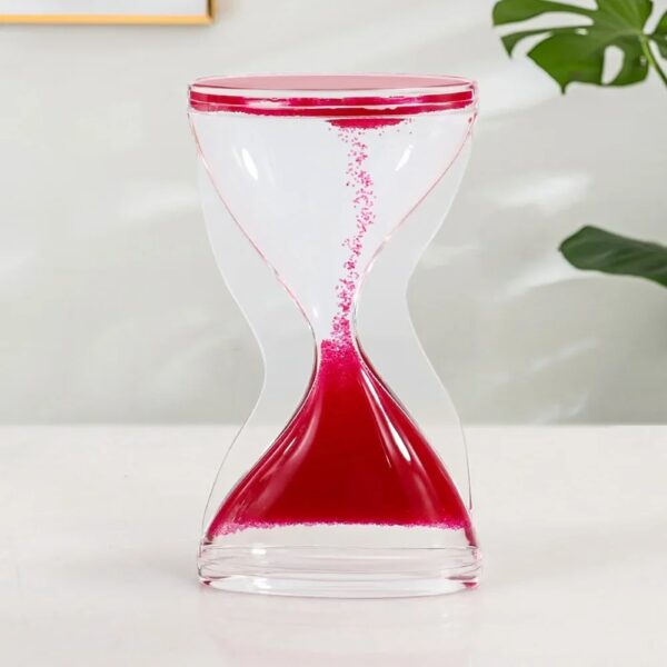Sablier de laboratoire en verre transparent avec sable rouge, symbole du temps et de la science, idéal pour la décoration ou l'enseignement scientifique.