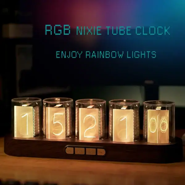 Horloge à tubes Nixie RGB avec lumières arc-en-ciel, affichage numérique vintage, décoration de science, parfait pour un bureau ou une pièce moderne.
