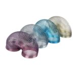 Pots en verre colorés en forme de spirale, décoratifs et modernes, parfaits pour la décoration intérieure ou comme objets de collection.
