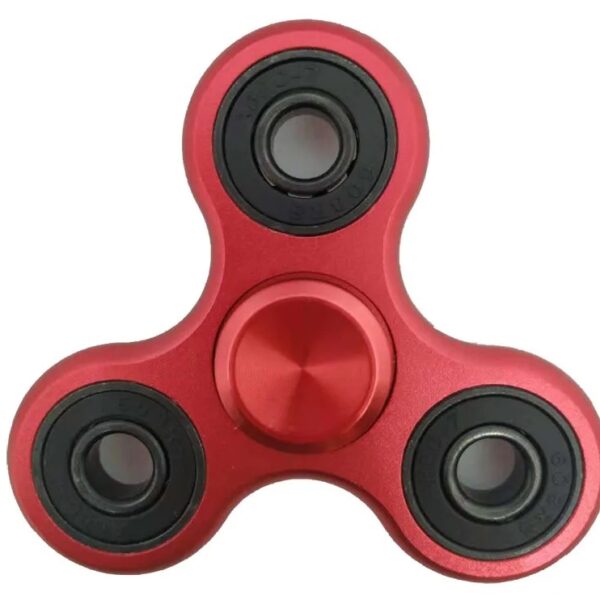 Accessoire de détente et de concentration, fidget spinner rouge en métal avec roulements noirs pour une rotation fluide et durable. Parfait pour réduire le stress et améliorer la concentration.