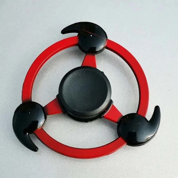 Porte-clés en forme de molécule avec trois branches et un cercle rouge, représentant une structure moléculaire stylisée, idéal pour les amateurs de science et de chimie.