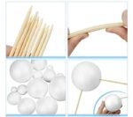 Accessoires de laboratoire en bois pour expériences éducatives et scientifiques.