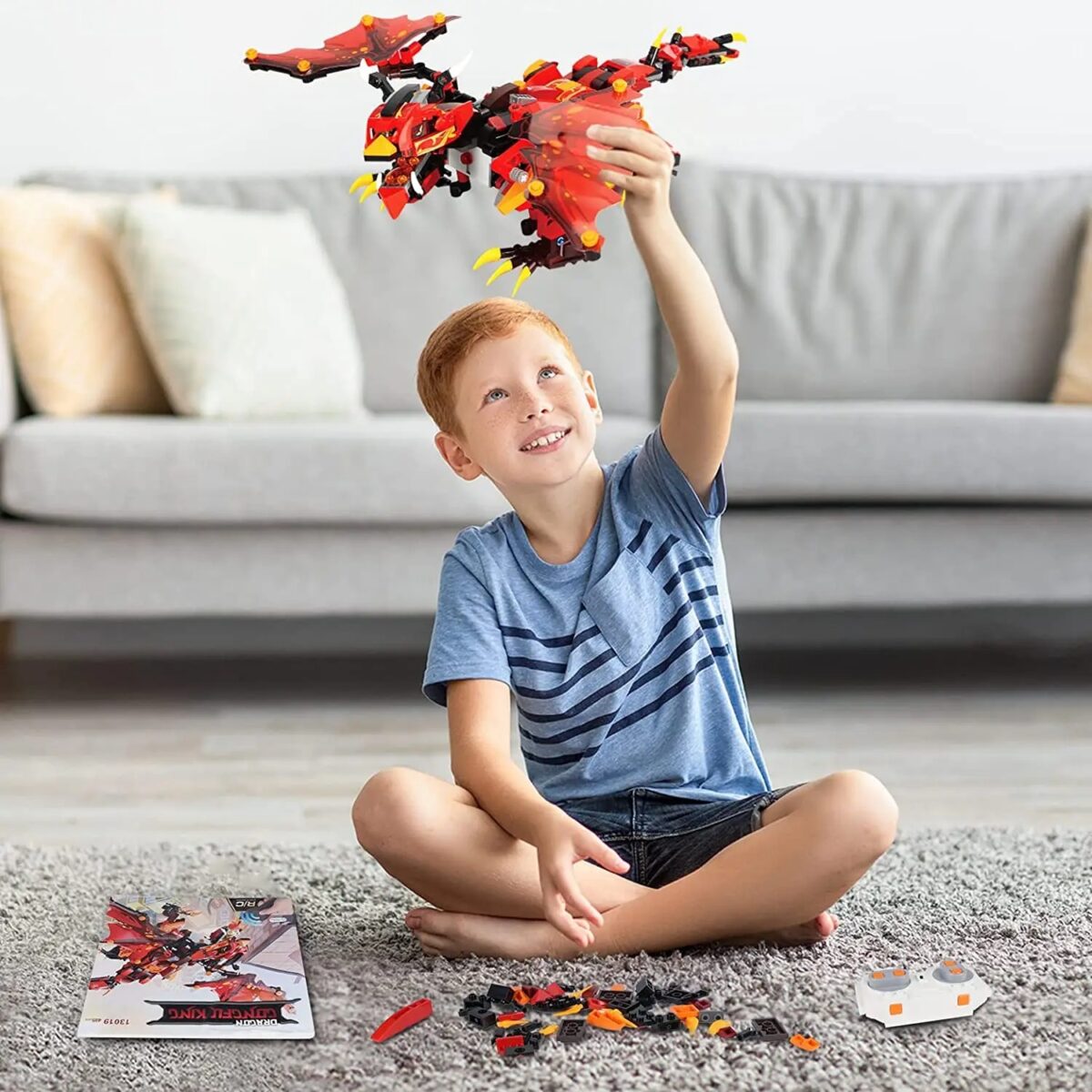Vaisseau spatial LEGO rouge et noir pour enfants, parfait pour stimuler la créativité et l'imagination. Facile à assembler, idéal pour les jeunes passionnés de science et d'espace.