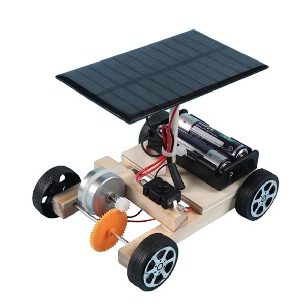 Voiture solaire éducative avec panneau photovoltaïque, moteur électrique, et roues en plastique, idéale pour apprendre la science et l'énergie solaire aux enfants.