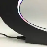 Panneau lumineux moderne avec éclairage LED multicolore, idéal pour décoration scientifique ou espace créatif.