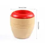 Vase en bois avec intérieur rouge, décoration de style scientifique ou industriel, idéal pour la décoration intérieure ou comme objet de collection.