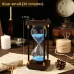 Sablier de sable bleu, petite version, parfait pour la décoration ou la méditation, avec dimensions de 8,5 cm x 19 cm.