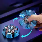 Distributeur de capsules futuriste en métal et plastique, avec un design innovant et interactif, permettant de distribuer des capsules de manière ludique et technologique.