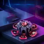 Disque dur SSD high-tech avec éclairage LED rose et design innovant.