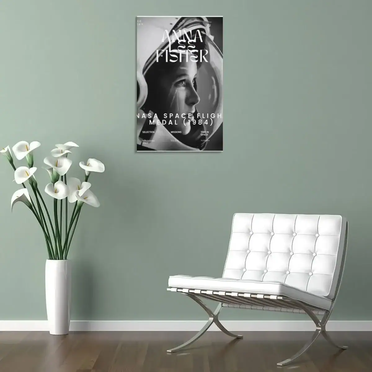 Une affiche de science-fiction représentant une astronaute en casque, inspirée de la NASA, idéale pour la décoration intérieure moderne et thématique scientifique.