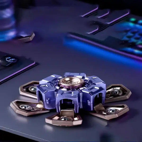 Puce de refroidissement innovante pour processeur, avec design futuriste et éléments métalliques, idéale pour les passionnés de technologie et de gadgets scientifiques.