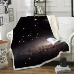Tapisserie murale représentant une scène de l'espace avec étoiles et galaxie, idéale pour décorer votre salon ou chambre avec une touche d'univers.