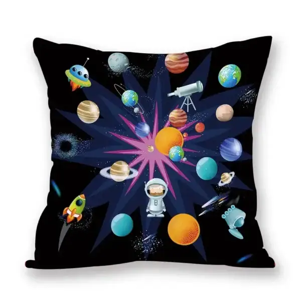 Coussin décoratif avec thème spatial, comprenant des planètes, un astronaute, un vaisseau spatial, et un télescope, idéal pour la décoration de chambre d'enfant ou d'espace éducatif.