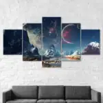 Décoration murale avec paysage cosmique et montagnes enneigées.