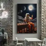 Astronaute en costume dans un décor spatial avec planètes et lune en arrière-plan.