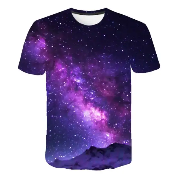 T-shirt avec motif galaxie étoilée représentant la Voie lactée dans un ciel nocturne, idéal pour les amateurs d'astronomie et de décoration scientifique.