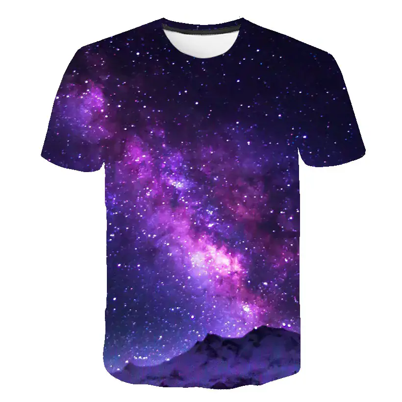 T-shirt avec motif galaxie étoilée représentant la Voie lactée dans un ciel nocturne, idéal pour les amateurs d'astronomie et de décoration scientifique.