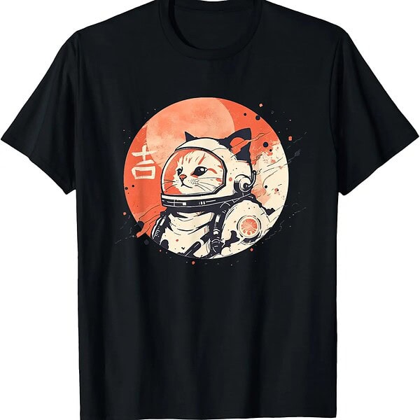 Chat astronaute portant un casque spatial avec logo NASA, dans un style artistique avec un fond lunaire orange.