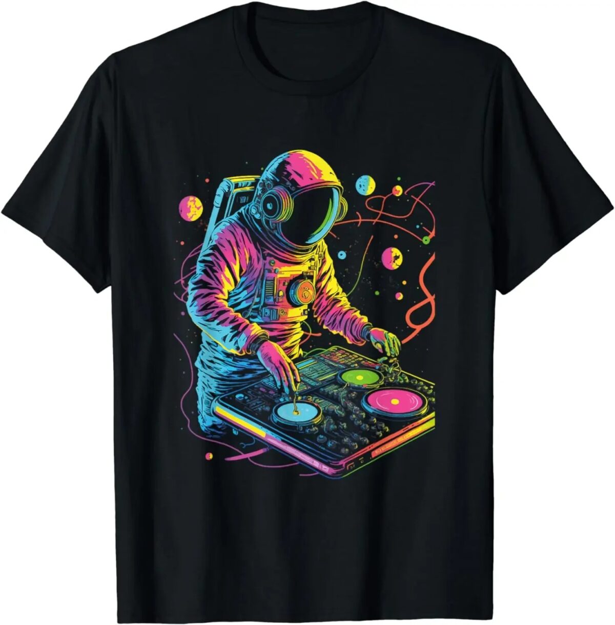 DJ spatial en costume d'astronaute mixant musique et science.