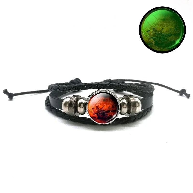 Bracelet en cuir noir avec pierre de lave rouge et éléments métalliques argentés, idéal pour la décoration scientifique ou comme accessoire tendance.