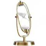 Horloge sablier scientifique en métal doré avec verre transparent, symbole de la mesure du temps dans la science.