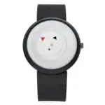 Montre scientifique moderne avec cadran minimaliste, affichant des indicateurs colorés pour une lecture précise, idéale pour les amateurs de science et de design innovant.