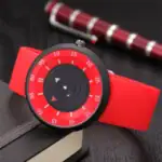 Montre scientifique avec cadran numérique et bracelet rouge, idéale pour les amateurs de gadgets technologiques et de décoration scientifique.