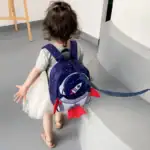 Sac à dos enfant thème espace avec fusée.