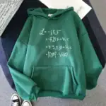 Sweat à capuche vert avec imprimé d'équations scientifiques, style décontracté, idéal pour les amateurs de science et de mode.