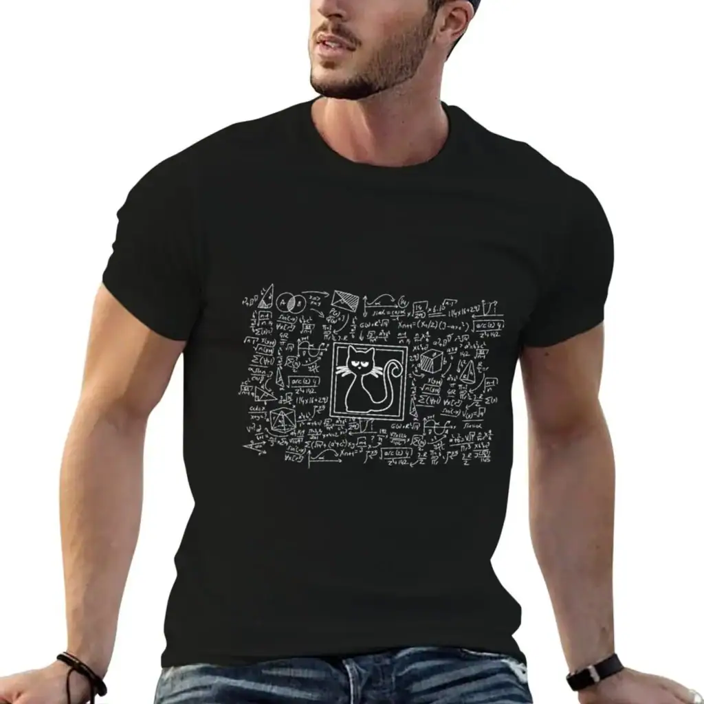T-shirt noir avec illustration de formule scientifique et chat, style décontracté pour amateurs de science et de chats.