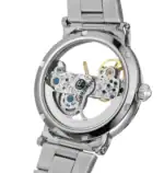 Montre mécanique transparente avec mouvement visible, boîtier en acier inoxydable, design moderne et sophistiqué.
