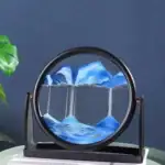 Montre à eau décorative avec montagnes en verre, idéale pour la décoration scientifique et moderne.