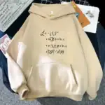 Sweat à capuche beige avec formules mathématiques imprimées, idéal pour les amateurs de science et de mode. Confortable et tendance, parfait pour un look décontracté.