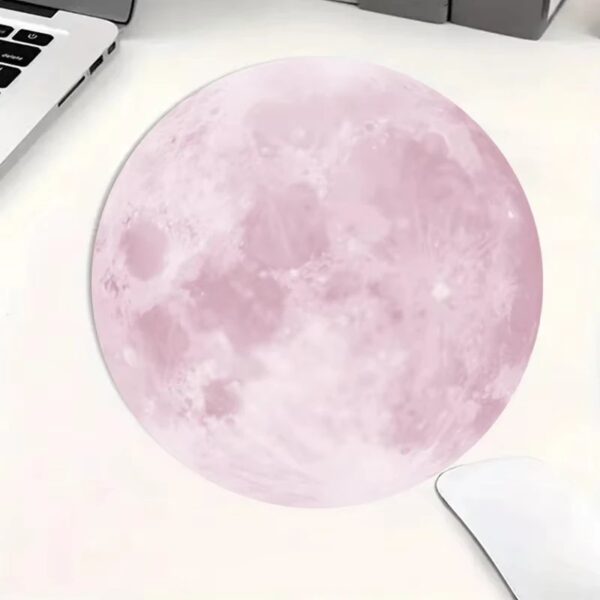 Lampe LED en forme de lune réaliste, idéale pour décoration intérieure ou ambiance nocturne, avec un design détaillé et une lumière douce.