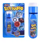 Balade lumineuse sous-marine pour enfants avec projection d'images marines.