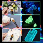 Papillon phosphorescent qui brille dans l'obscurité, idéal pour la décoration et les projets créatifs.