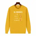 Sweat jaune avec équations mathématiques et symboles algébriques, inspiré par le thème "Pull algèbres".