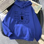 VĂȘtement Ă capuche bleu avec motifs mathĂ©matiques et silhouette de chat noir au centre. Parfait pour les amateurs de science et de style dĂ©contractĂ©.